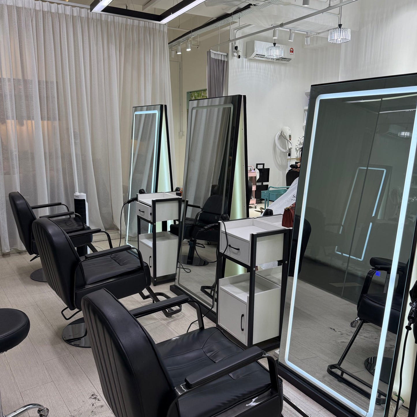 Z30 HAIR STUDIO - SENTUL POINT (A1-23)