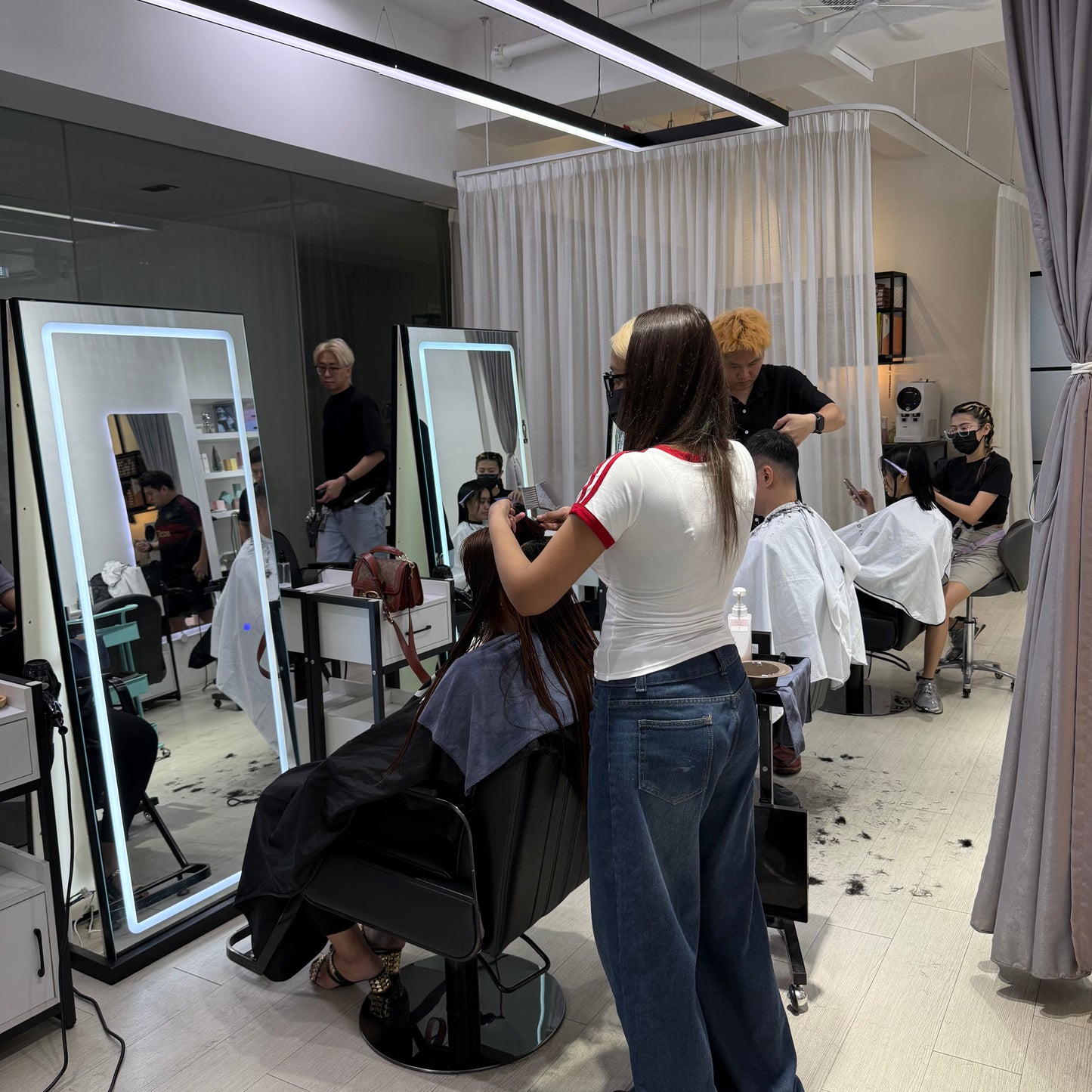 Z30 HAIR STUDIO - SENTUL POINT (A1-23)